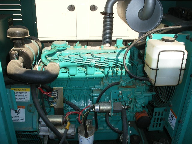 Low Hour Kubota F2803 25KW  Generator Set Item-14088 1