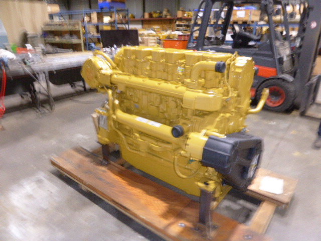 New Surplus Caterpillar C18 ACERT 715HP Diesel  Marine Engine Item-15828 2