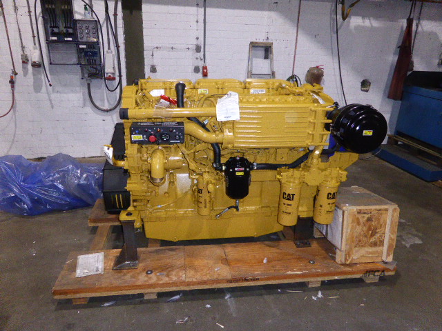New Surplus Caterpillar C18 ACERT 715HP Diesel  Marine Engine Item-15828 5