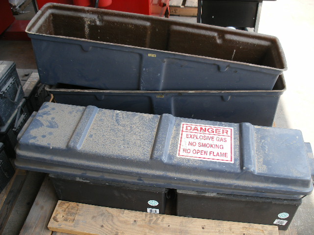 Good Used Other Fiberglass Battery Box Other Item-10056 3