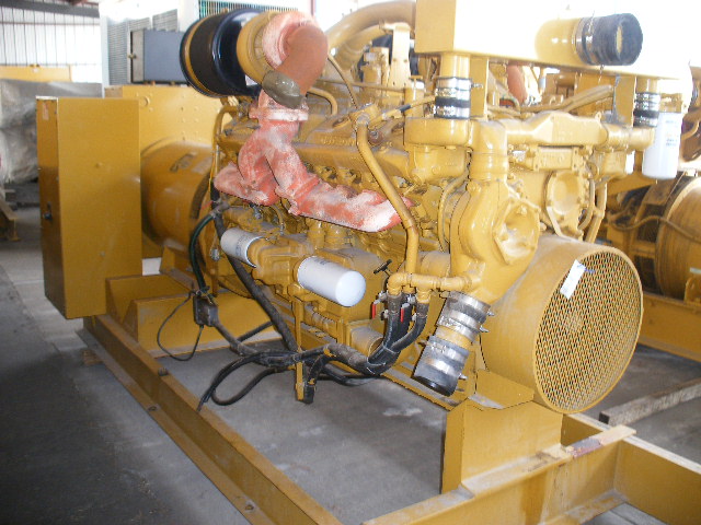 Low Hour Detroit Diesel 16V92TAB 800KW  Generator Set Item-09886 0