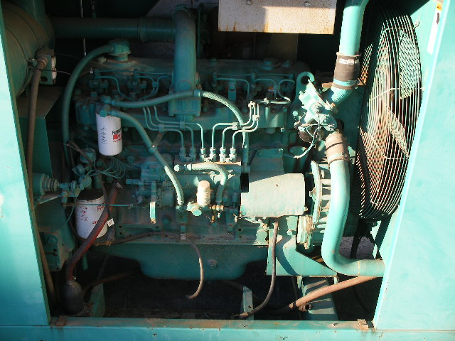 Low Hour Komatsu 0671T 125KW  Generator Set Item-13869 2