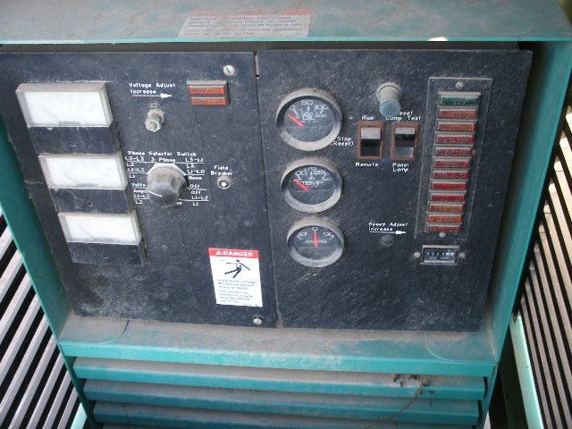Low Hour Komatsu 0671T 125KW  Generator Set Item-13869 3