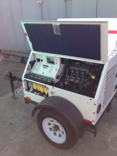 Low Hour Isuzu 4LE1 20KW  Generator Set Item-13999 2