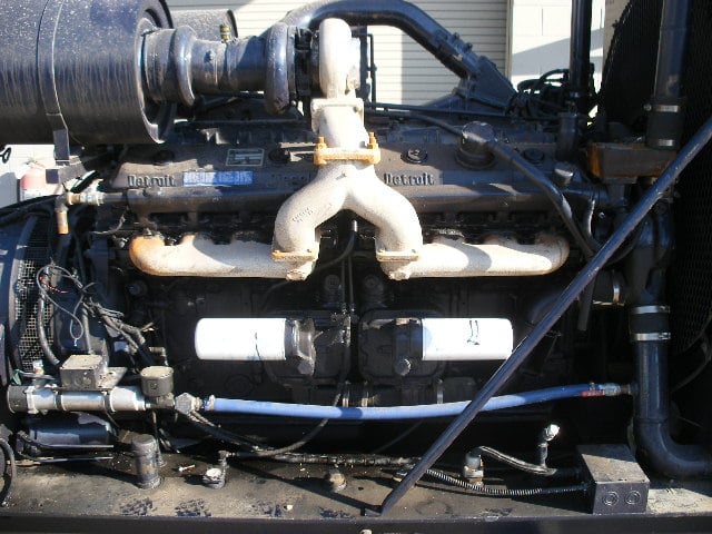 Low Hour Detroit Diesel 16V71T 540KW  Generator Set Item-14001 2