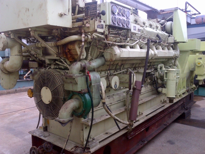 High Hour Runner Caterpillar D399 1010HP Diesel  Marine Engine Item-14219 3