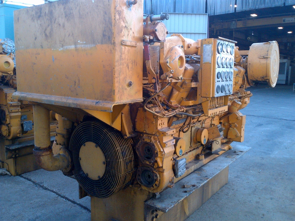 High Hour Runner Caterpillar 3512 DITA 1200HP Diesel  Marine Engine Item-14618 2