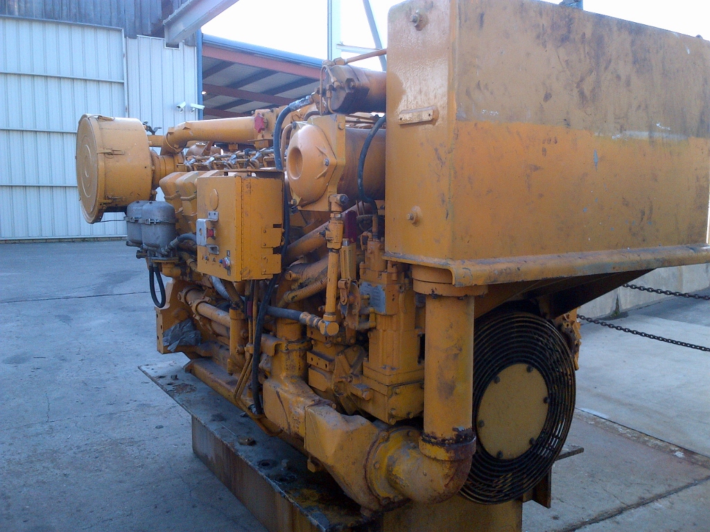 High Hour Runner Caterpillar 3512 DITA 1200HP Diesel  Marine Engine Item-14618 3