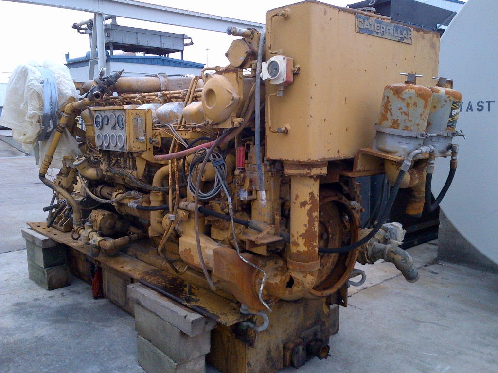 High Hour Runner Caterpillar 3512 DITA 1060HP Diesel  Marine Engine Item-14699 2