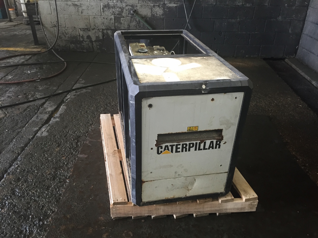 Low Hour Caterpillar C2.2 DINA 18KW  Generator Set Item-14753 4