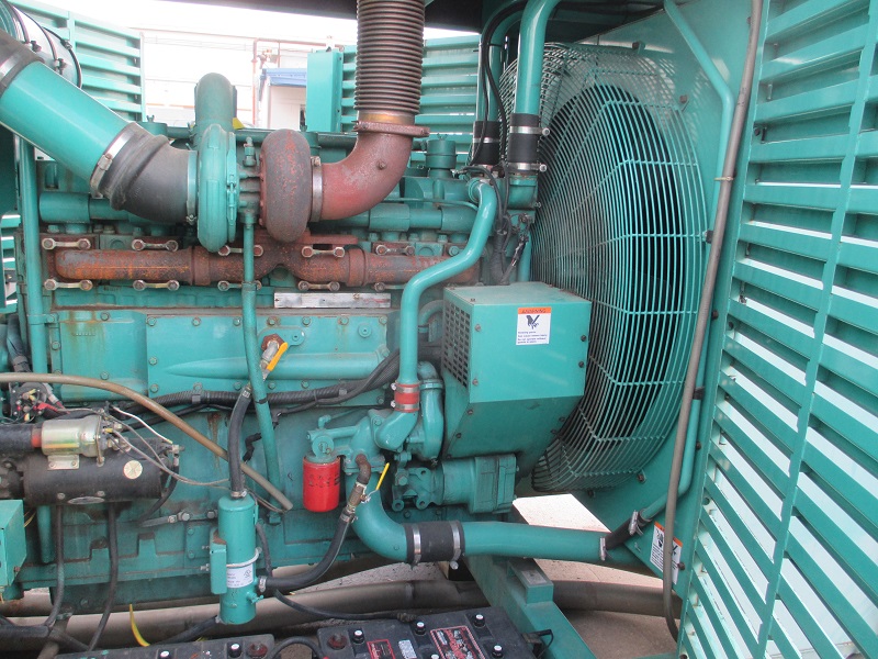Low Hour Cummins KTA19 500KW  Generator Set Item-14862 2