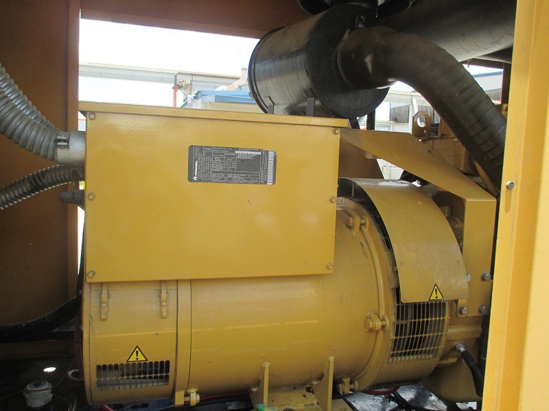Low Hour Olympian 1300 200KW  Generator Set Item-14885 2