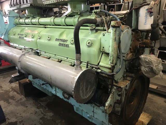 High Hour Runner Detroit Diesel 16V149NA 930HP Diesel  Marine Engine Item-16512 1