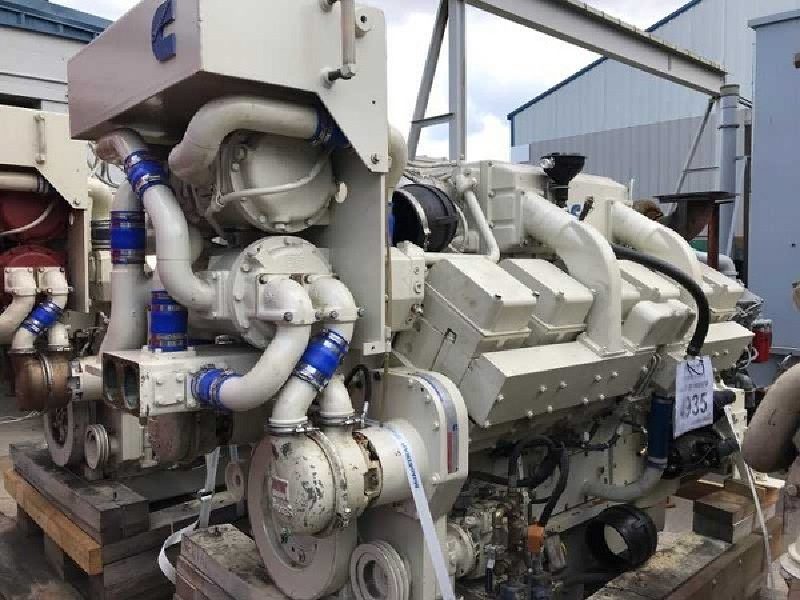 Rebuilt Cummins KTA-38-M 1045HP Diesel  Marine Engine Item-16554 1