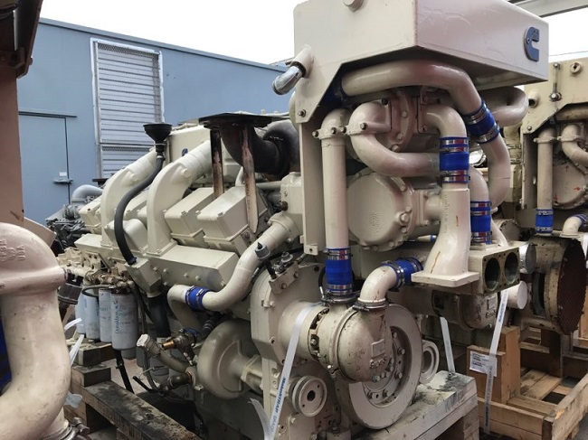 Rebuilt Cummins KTA-38-M 1045HP Diesel  Marine Engine Item-16554 5