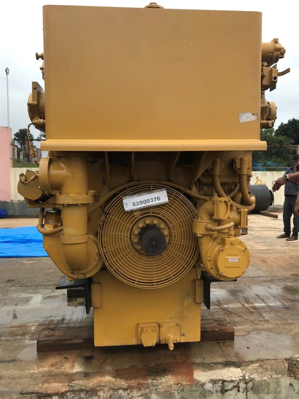 New Surplus Caterpillar 3516B 2000HP Diesel  Marine Engine Item-16694 1