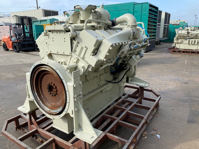 Rebuilt Cummins KTA-38-M1 1000HP Diesel  Marine Engine Item-16810 3