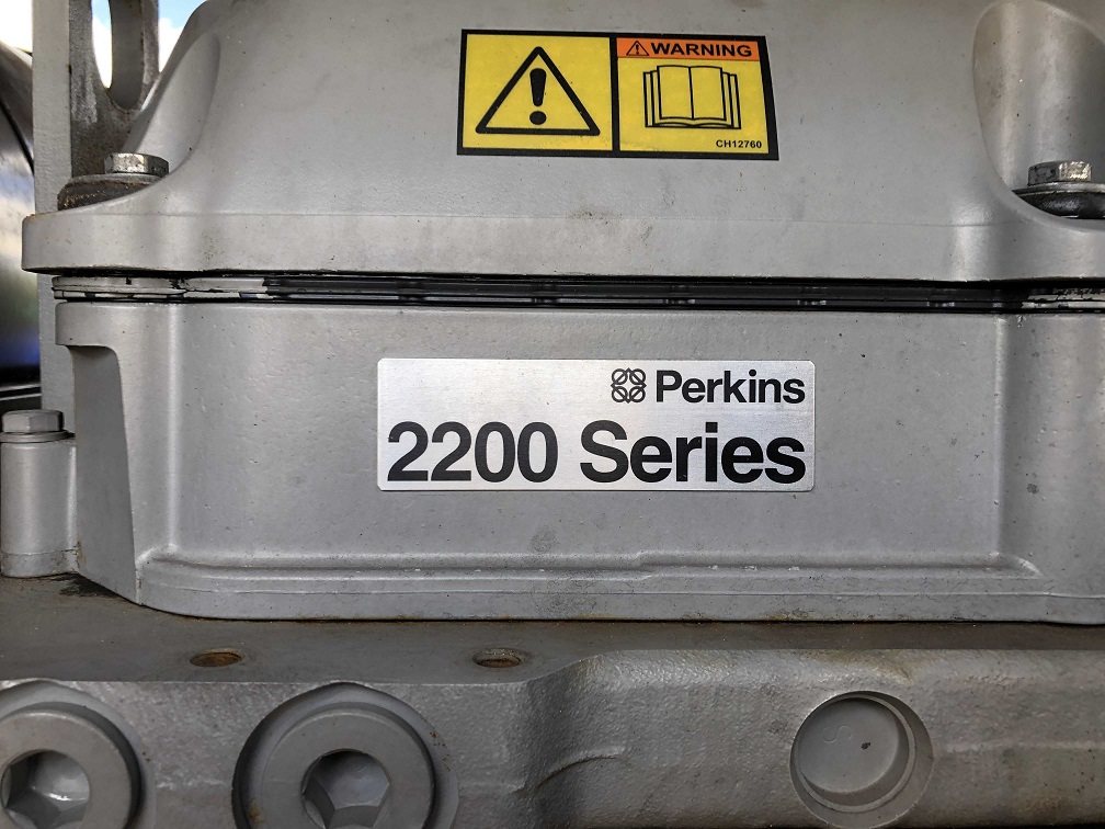 Low Hour Perkins 2206D-E13TAG 300KW  Generator Set Item-17147 8