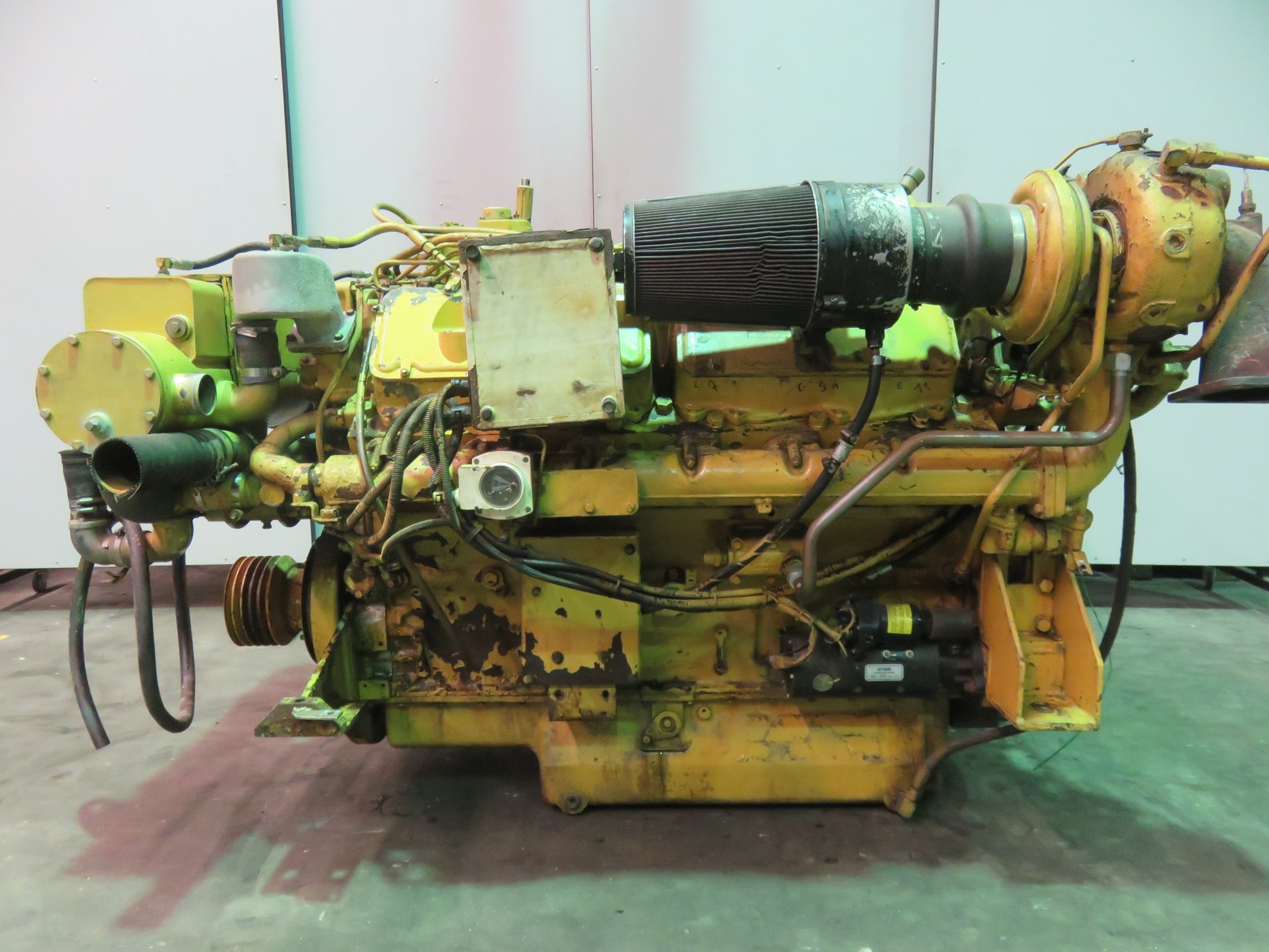 High Hour Runner Caterpillar 3412C DITTA 825HP Diesel  Marine Engine Item-17322 2