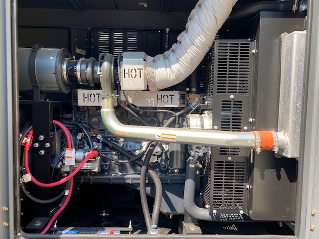 Groupe électrogène diesel insonorisé AY-1500 TX 35,2 kW Iveco