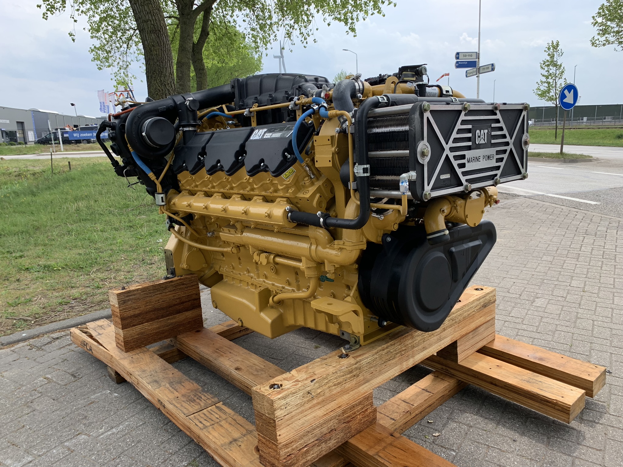 New Surplus Caterpillar C32 1600HP Diesel  Marine Engine Item-18467 1