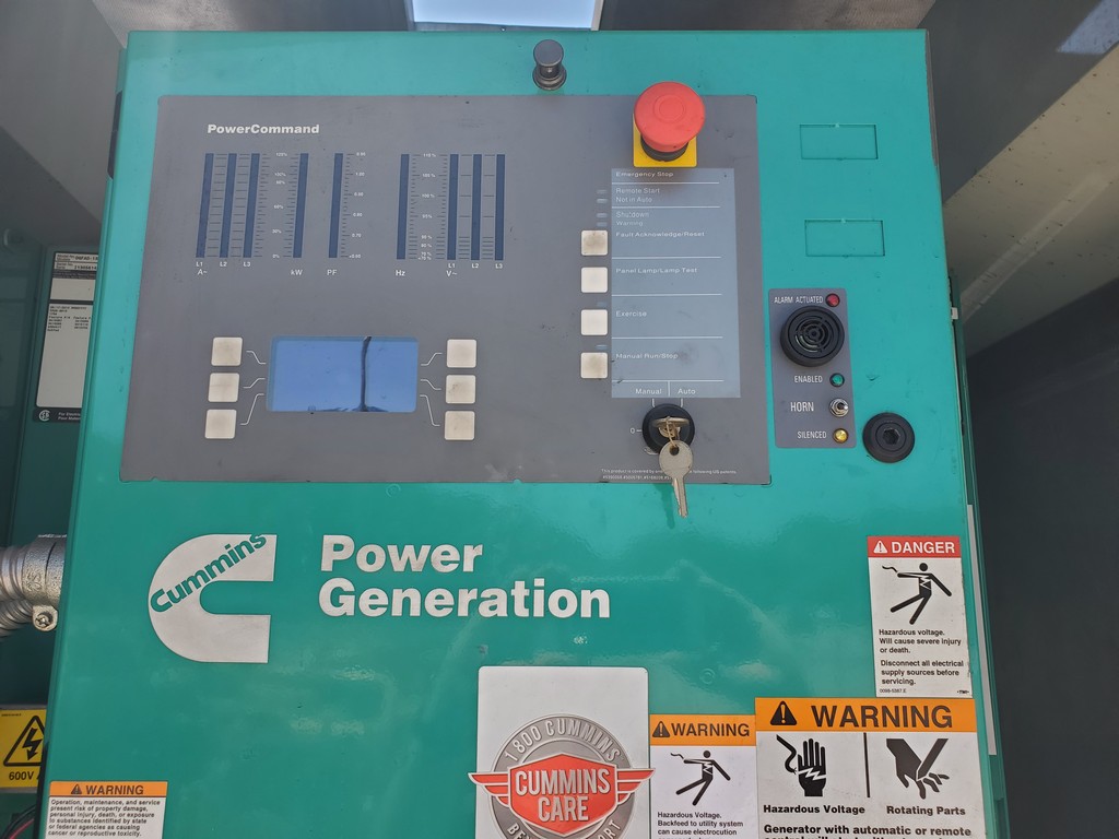 Low Hour Cummins QST30-G5 1000KW  Generator Set Item-18507 5