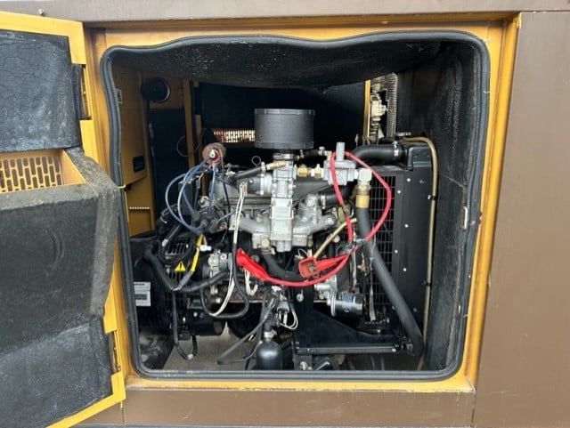 Low Hour  HM Ltd. 4ZB1 15KW  Generator Set Item-18783 3