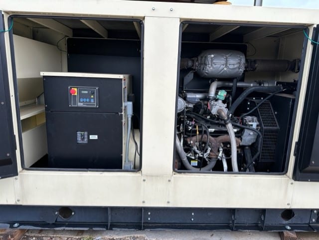 Low Hour PSI 5.7L 100KW  Generator Set Item-18671 3