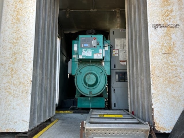 Good Used Cummins QST30-G5 1000KW  Generator Set Item-18870 7