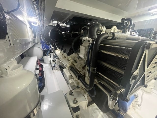 High Hour Runner Caterpillar C32 1900HP Diesel  Marine Engine Item-19354 11