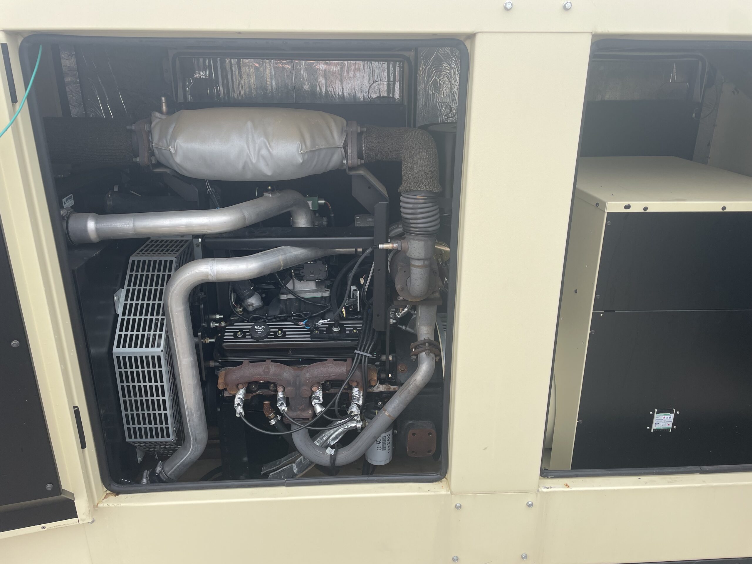 Good Used PSI Vortec 5.7L 100KW  Generator Set Item-19598 3